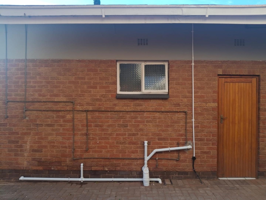 To Let 1 Bedroom Property for Rent in Monument Heights Northern Cape